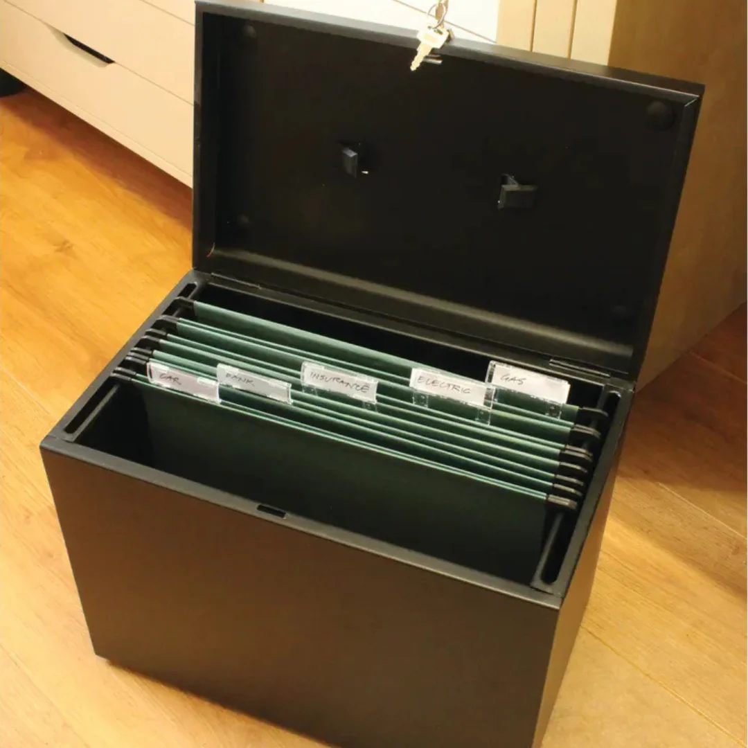 A4 Black Metal File Box with 5 File Folders - Image 4