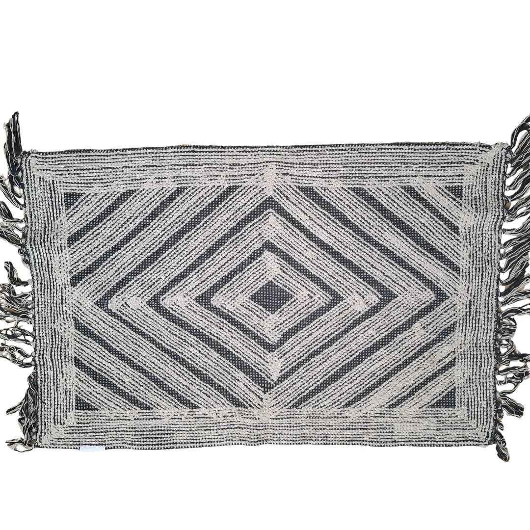 Cotton Tufted Bathmat – Soft & Absorbent Bathroom Rug