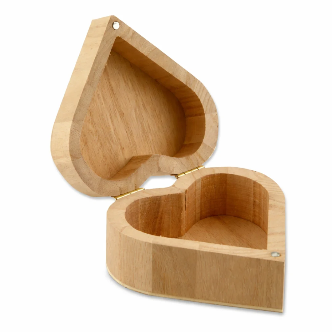 Icon Wooden Heart-Shaped Box 83mm x 45mm