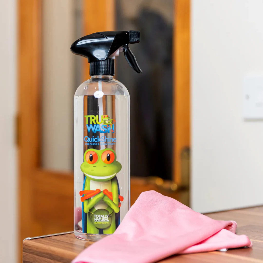Quickshine Glass Cleaning Solution 750ml by Truwash - Image 2